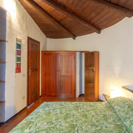 Casa Di Daniela Holiday home